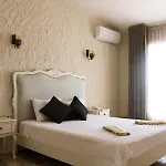 Lotus Koeyici Hotel