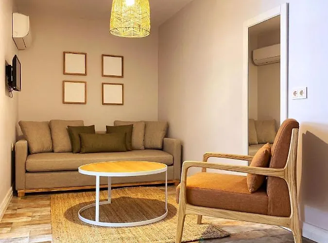 Lotus Koeyici Alacati